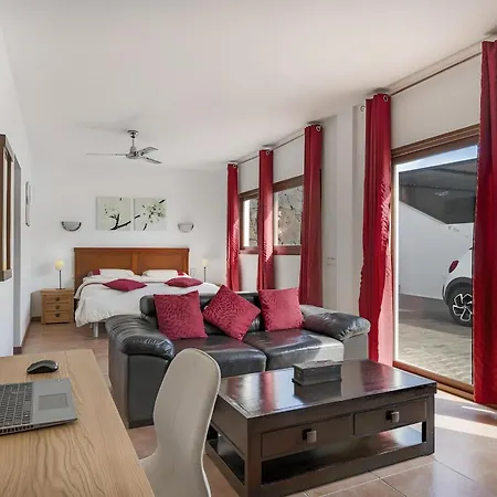 Bay View Apartment